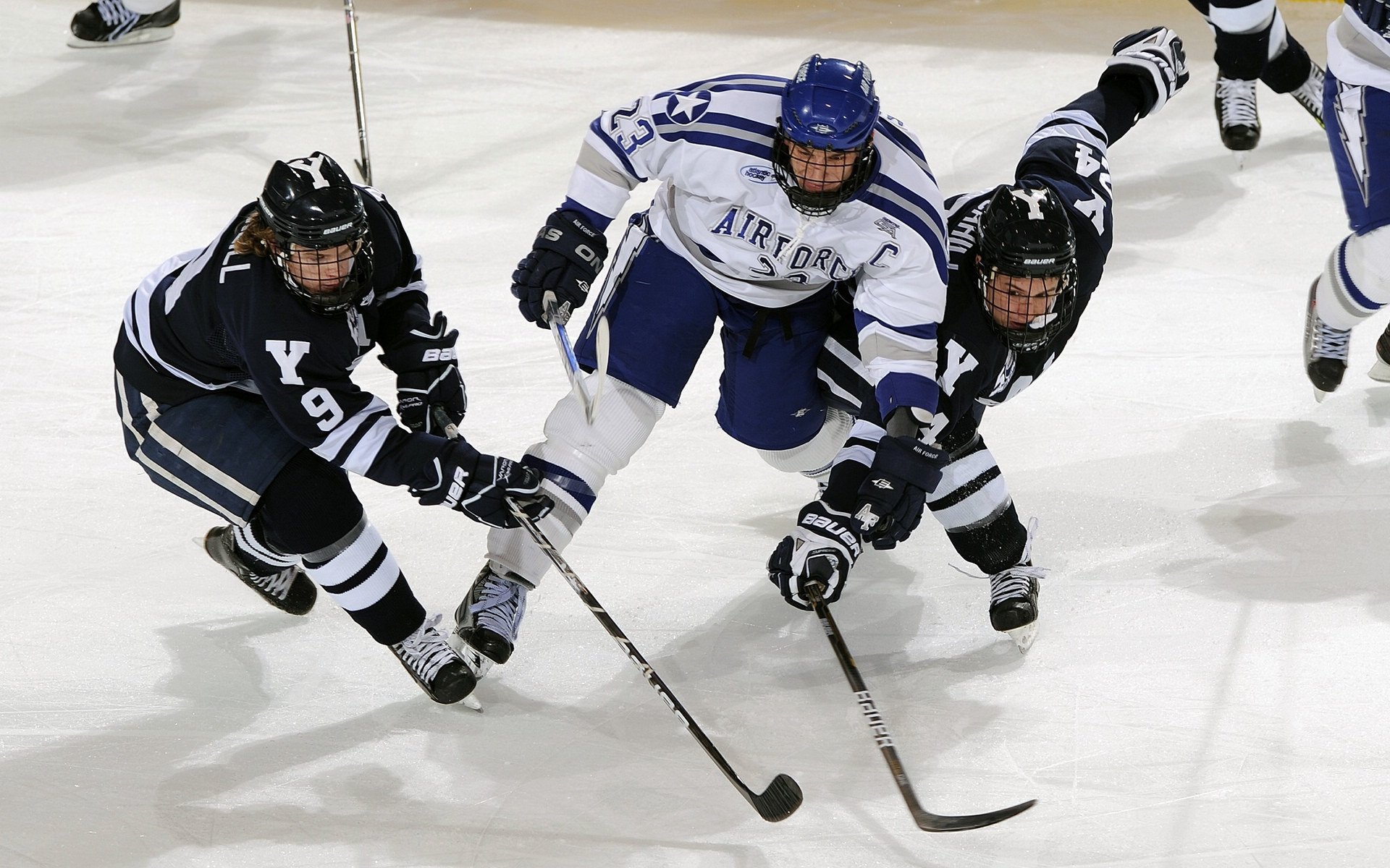 _老将带领奇才,不屈不挠迎接挑战_,老将上场后面一句话是什么