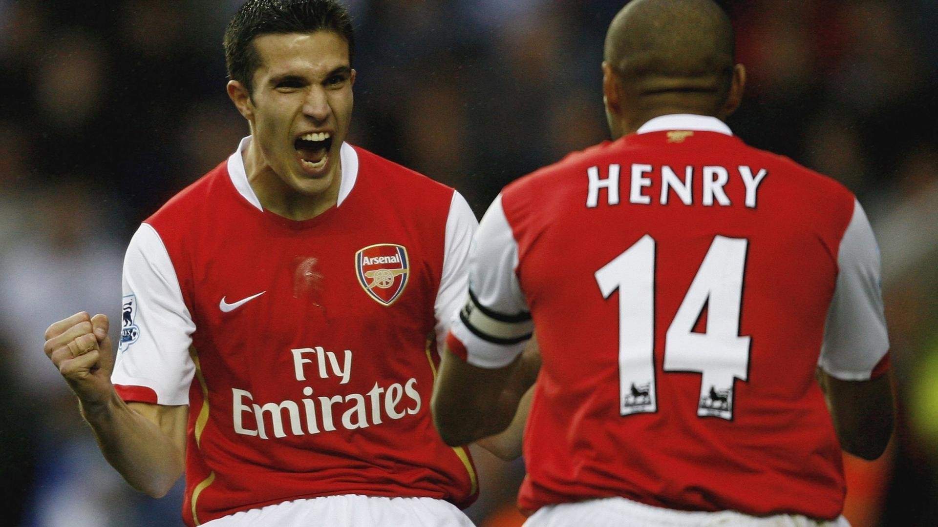 根美和埃弗顿_战胜法国劲旅,开门红,根美药房